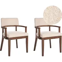 Beliani Esszimmerstuhl 2er Set Beige Bouclé Braune Holzbeine mit Armlehnen Klassisches Design Retro-Stil für Wohnzimmer Esstisch Stuhl mit Polstersitz