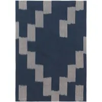 Ferm Living Geschirrtuch Ikat Ink Blue/Parchment - 70 x 50 cm