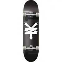 ZOO YORK Skateboard Completes Crackerjack 8 2023