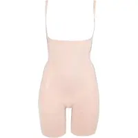 Spanx für Damen. 10130R_SOFT NUDE Spanx-Mieder für Frauen mit Unterbrustdécolleté und kurzem Bein. Stil 10130R Weicher Akt (S), Lässig, Nylo