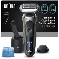 Braun - Series 7 Electric Shaver, SmartCare Center, +1 Attachment, 72-C7200CC - Gold
