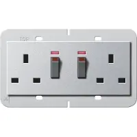Gira 2f-Steckd. BS 13 A gesch. Kontroll + SH 278426
