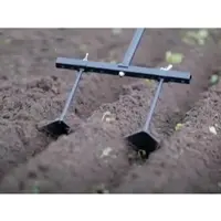 Tornadica Garten Doppel-Häufler mit Stiel Häufelpflug Handpflug Gartenpflug Kultivator Reihenzieher Furchenzieher Grubber für Kartoffeln Gemüse