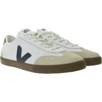 Veja Volley von den 70ern inspirierte Volleyballschuhe Herren Leinwand Wildleder Sneaker in Weiß Marineblau – 11 UK - 45 EU - 11,5 US / Weiß Marine