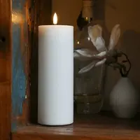 Deluxe Home Art LED Stumpenkerze MIA - Echtwachs - realistische 3D Flamme - H: 20cm - D: 7,5cm -...