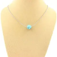 Bijoux Edelsteine und Mineralien. Halskette mit 1 Howlite-Türkisperle 8 mm. Kette aus Edelstahl. Halskette für Frauen und Männer. Personalisierte Größe.