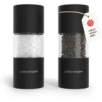 LARS NYSØM LARS-NYSØM Gewürzmühle Sjael Carbon Black, Höhe 11,6 cm, Edelstahl/Kunststoff, Keramikmahlwerk, Salz- und Pfeffermühle