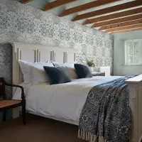 William Morris Vliestapete "Blackthorn Daydream" Motiv glatt Design Tapeten