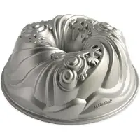 Nordic Ware Let It Snow Bundt
