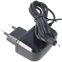 AccuCell Reise-Ladegerät passend für Nokia 6070, 6101, 6111, 6136, Nokia AC-3, AC-4 (2,0mm Stecker)