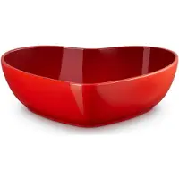 Le Creuset Servierschale in Herzform 2,9 l Kirschrot