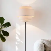 LumenXL Moderne Stehleuchte Zhuo schwarz mit Leinenkappe