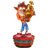 First 4 figures Crash Team Racing Nitro-Fueled Statue Crash Winner 46 cm