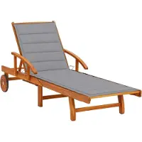 Helloshop26 - Sonnenliege Deckstuhl Sonnenbett Gartenbett Terrassenm√∂bel mit Kissen massives Akazienholz 02_0012371
