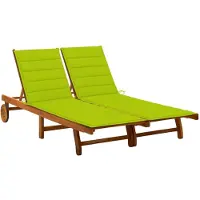 Helloshop26 - Sonnenliege Deckstuhl Sonnenbett Gartenbett Terrassenmöbel 2-Sitzer mit Kissen massives Akazienholz 02_0012237