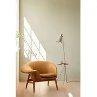 Warm Nordic Cone Stehlampe m/Tisch, cashmere/teak, 144 cm - , Cone, Beige, für Wohnzimmer, Metall, Vintage