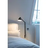 Louis Poulsen NJP Box Long LED-Wandleuchte, 2700K, grau - , Grau, für Wohnzimmer, Aluminium