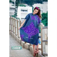 Oceanarium Eagle Ray Cloak Poncho