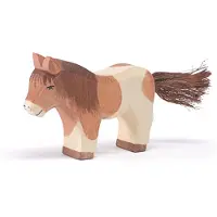 Ostheimer Shetland Pony stehend