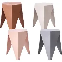 Beliani Gartenhocker Set 4-teilig Mehrfarbig Kunststoff Pastelltöne Garten Zusätzliche Sitzgelegenheit Stapelbar Modern Terrasse Fußhocker
