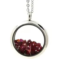 Bijoux Steine und Mineralien. Collier aus rohem Rubin. Medaillonmodell 30 mm. Farbe Silber.