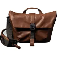 Wotancraft Pilot Travel Camera Bag 7L – Braunes Leder