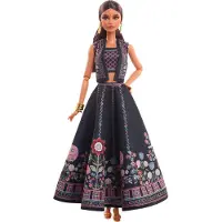 Mattel Barbie Signature Diwali Puppe von Anita Dongre im Festival of Lights Look