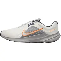 Nike Quest 5 Sail Thunder Blue Light Iron Ore Total Orange - EU 43