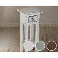 Garden Pleasure Der Beistelltisch PADEA in der Farbe Antik-Braun, ist aus hochwertigem Mahagoni gefertigt und ist d