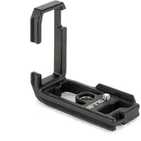 3 Legged Thing OLLIEQD B 90mm Arca L Bracket Dark/Matte Blk for OM System OM 1 / OM 1 Mk II