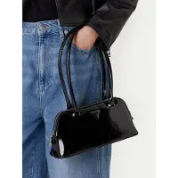 GUESS HWNY94 96080 SATCHEL Schwarz