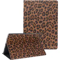 Selencia Sabi Klapphülle mit Leopardenmuster für das Samsung Galaxy Tab A11 Plus - Mocha Brown