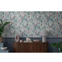 CosmoLiving by Cosmopolitan Vliestapete "Still Bloom – Florale Vliestapete" matt strukturiert Moderner Blütentraum mit sanfter Eleganz
