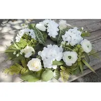 H Andreas Belles Fleurs Künstlicher Kranz Ranunkel / Rose / Hortensie, Ø 50 cm, creme-weiß
