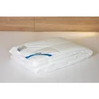 Beco Microfaserbettdecke "BeCo Medibett MF50 Made in Green", 4-Jahreszeiten, Füllung Klimafaser, Bezug Microfaser-Feinbatist, (1 St.)