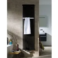 Zehnder Design-Heizkörper Charleston Bar CPV2150-16, 1492x62x761 mm, RAL 9005, mit Handtuchhalter als 2- oder 3-Säuler