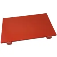 Ilsa Rotes HDPE-Schneidebrett mit Anschlägen, Ecken und abgerundeten Kanten, 60x40 cm