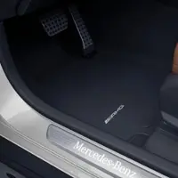 Mercedes-AMG GLC 253 Fahrer-Fußmatte A25368011069J74
