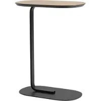 Muuto Relate Beistelltisch, 73,5 cm, eiche laminat / schwarz