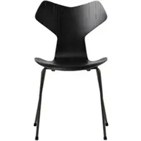 Fritz Hansen - Grand Prix Stuhl, schwarz / Esche schwarz gefärbt