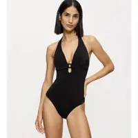 Triumph Badeanzug "Midnight Swim" schimmernder Stoff, Zierring, Glamour-Look