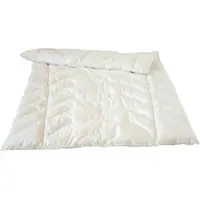 Traumina Bettdecke Novis Daune Ganzjahresdecke leichte Winterdecke Wärmeklasse 3 Größe 135x200 cm