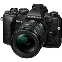 Olympus OM-5 schwarz + 12-45mm F/4.0 Pro