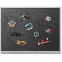 Tulup Magnettafel Gerahmte Magnettafel für Urlaubserinnerungen Steinmauerstruktur 80x60 cm Magnetboard Metall Bedruckt Silberner Rahmen