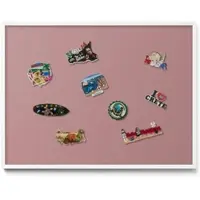 Tulup Magnettafel Dekoratives Magnetboard aus Metall Pastellrosa Farbe 80x60 cm Magnettafel für Urlaubsmitbringsel Weißer Rahmen