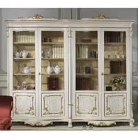 Casa Padrino Luxus Barock Vitrine Weiß / Gold 276 x 60 x H. 230 cm - Edler Massivholz Vitrinenschrank mit 4 Türen - Hotel Restaurant Schloss Möbel - Luxus Qualität - Made in Italy