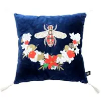 Casa Padrino Luxus Deko Kissen mit Troddeln Bee Blau / Weiß 45 x 45 cm - Feinster Samtstoff - Luxus Deko Accessoires