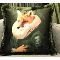 Casa Padrino Luxus Deko Kissen Sir Fuchs Grün / Mehrfarbig 45 x 45 cm - Bedrucktes Samt Kissen mit Fransen - Luxus Qualität