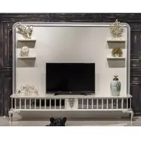 Casa Padrino Luxus Barock TV Schrank Weiß / Silber - Prunkvolles Wohnzimmer Sideboard mit Rückwand - Barock Wohnzimmer Möbel