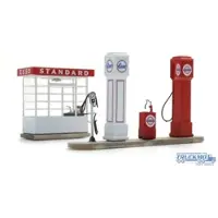 Artitec Fertigmodell Tankstelle Esso-Standard 316.131